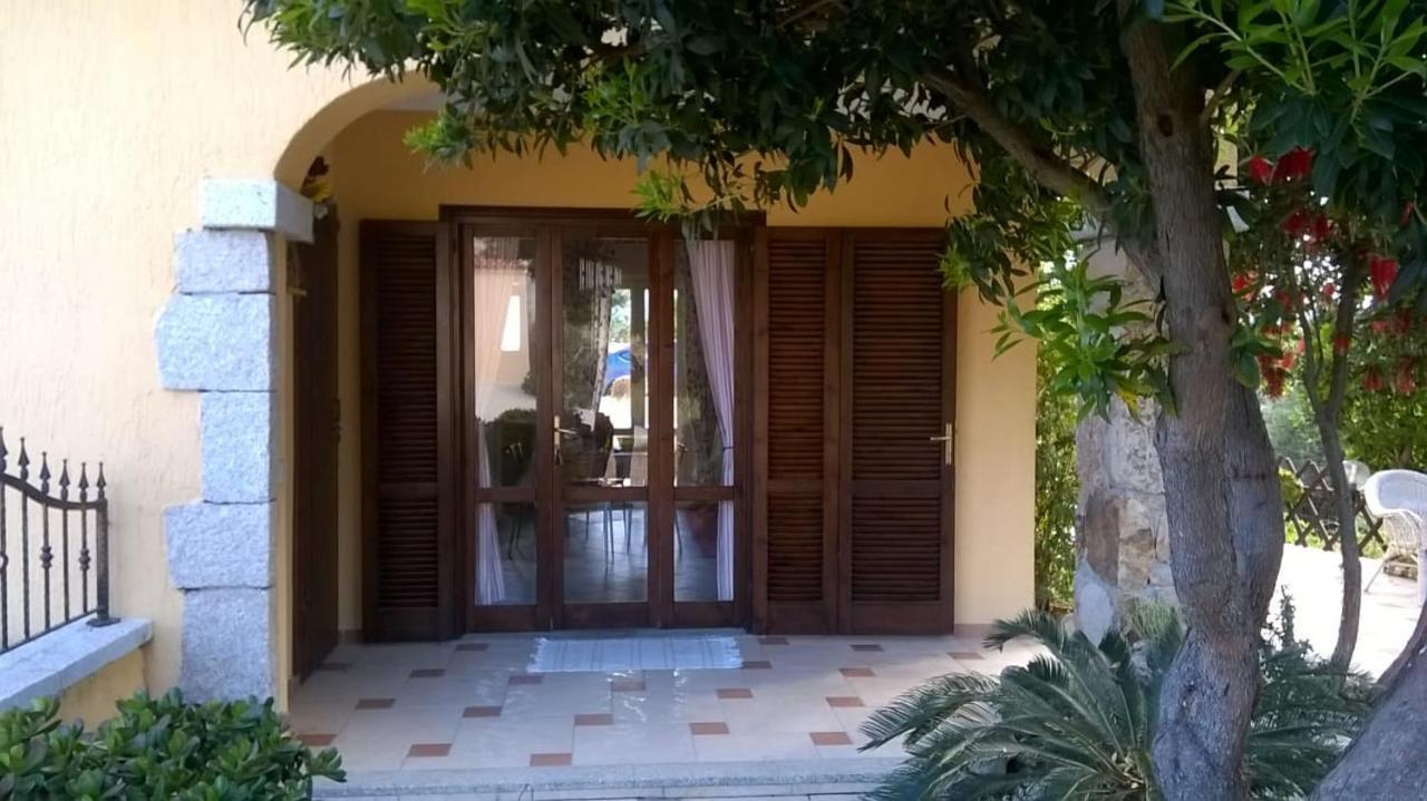 Residenze La Minda Di Supra Villa Porto Ottiolu Bagian luar foto